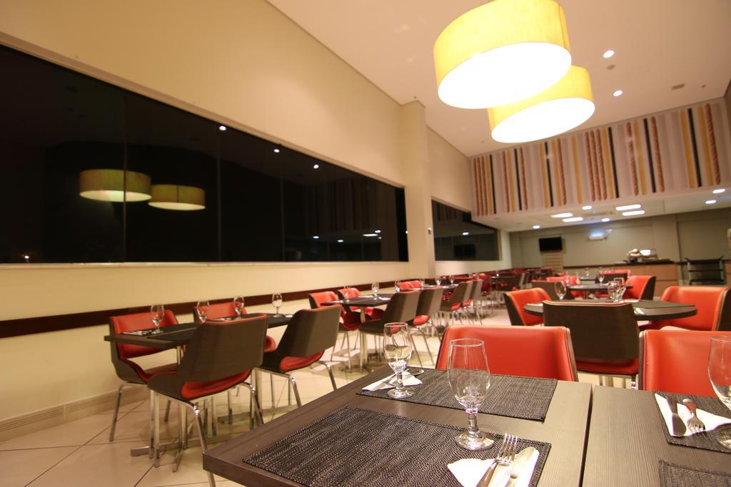 Samba Itaborai Hotel ภายนอก รูปภาพ